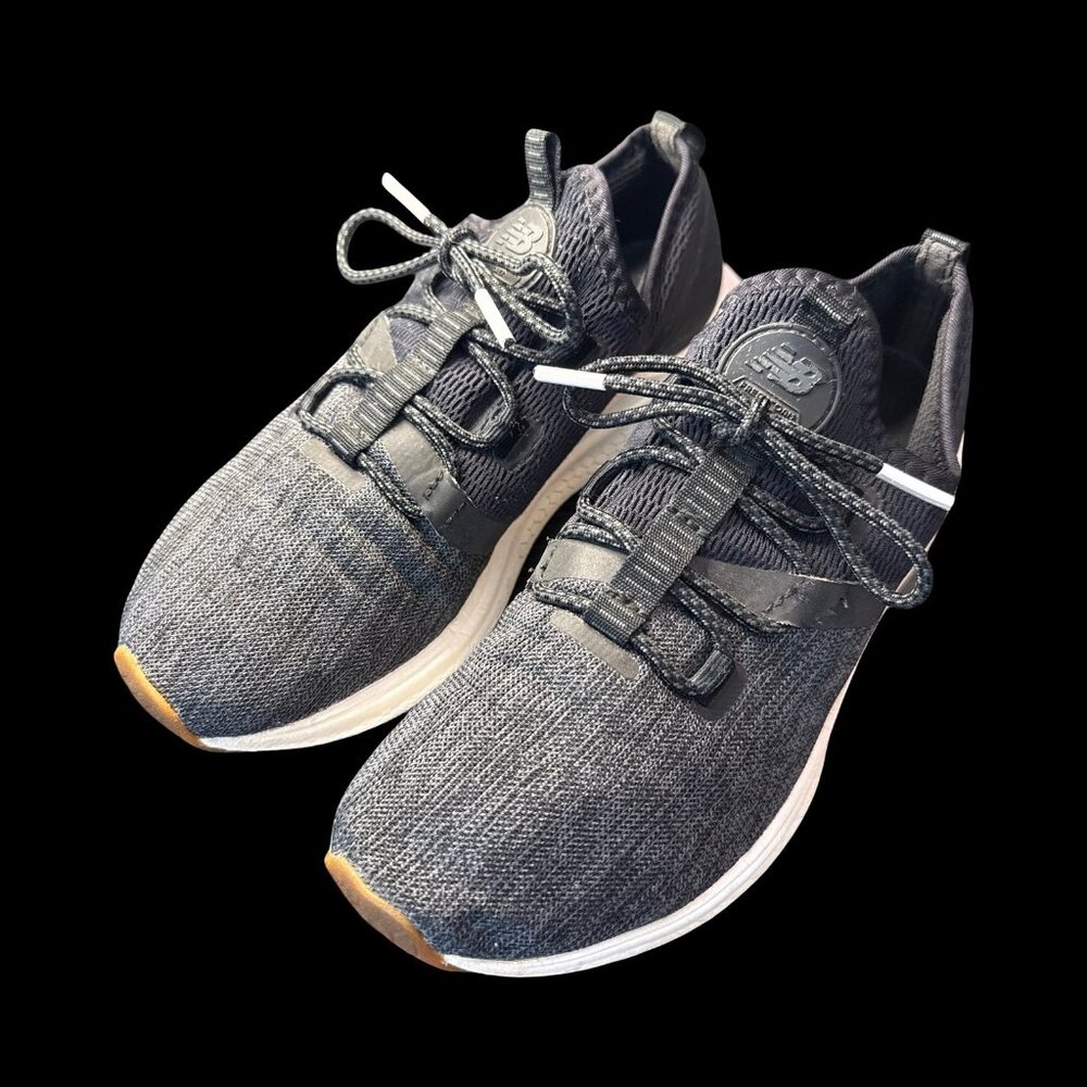 New Balance sneakers running shoes black women’s size 7 like new